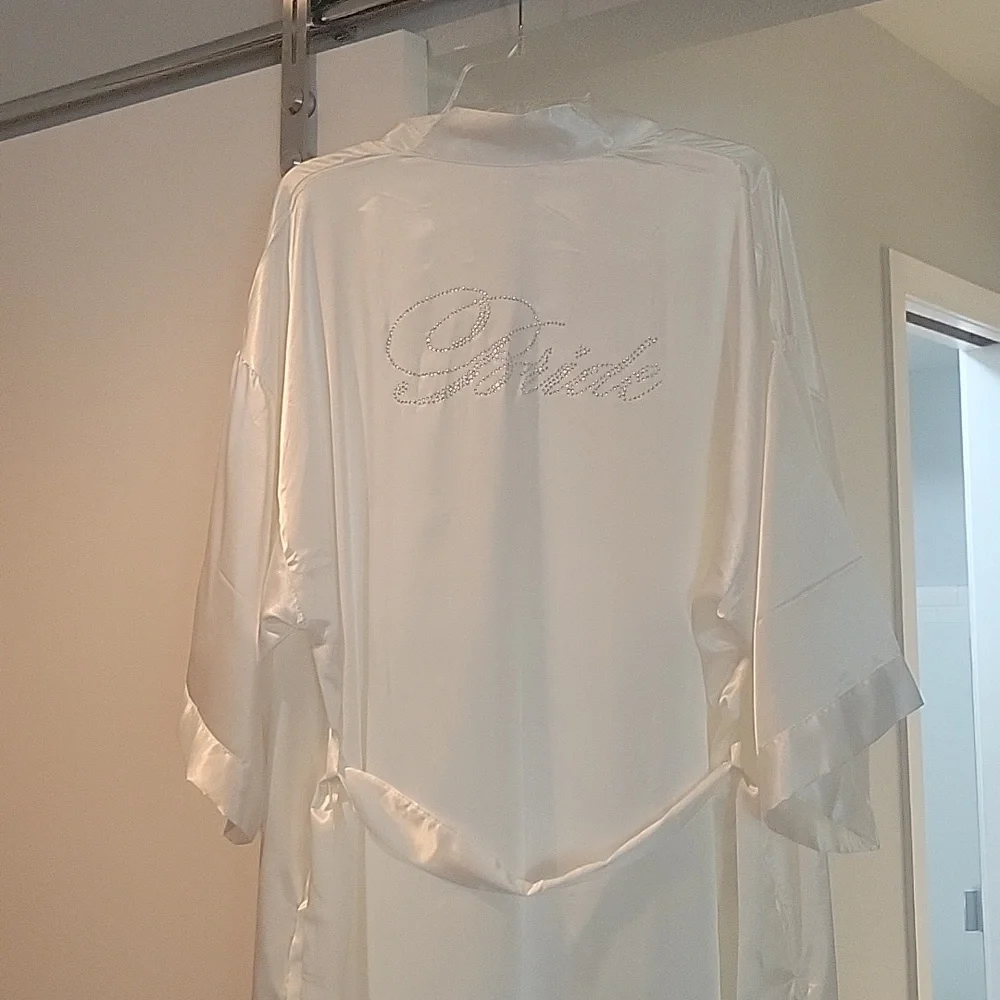 Bride Robe 👰‍♀ White Wedding Robe - Picture 3 of 7